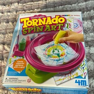 Thinkingkits Tornado spin  Art